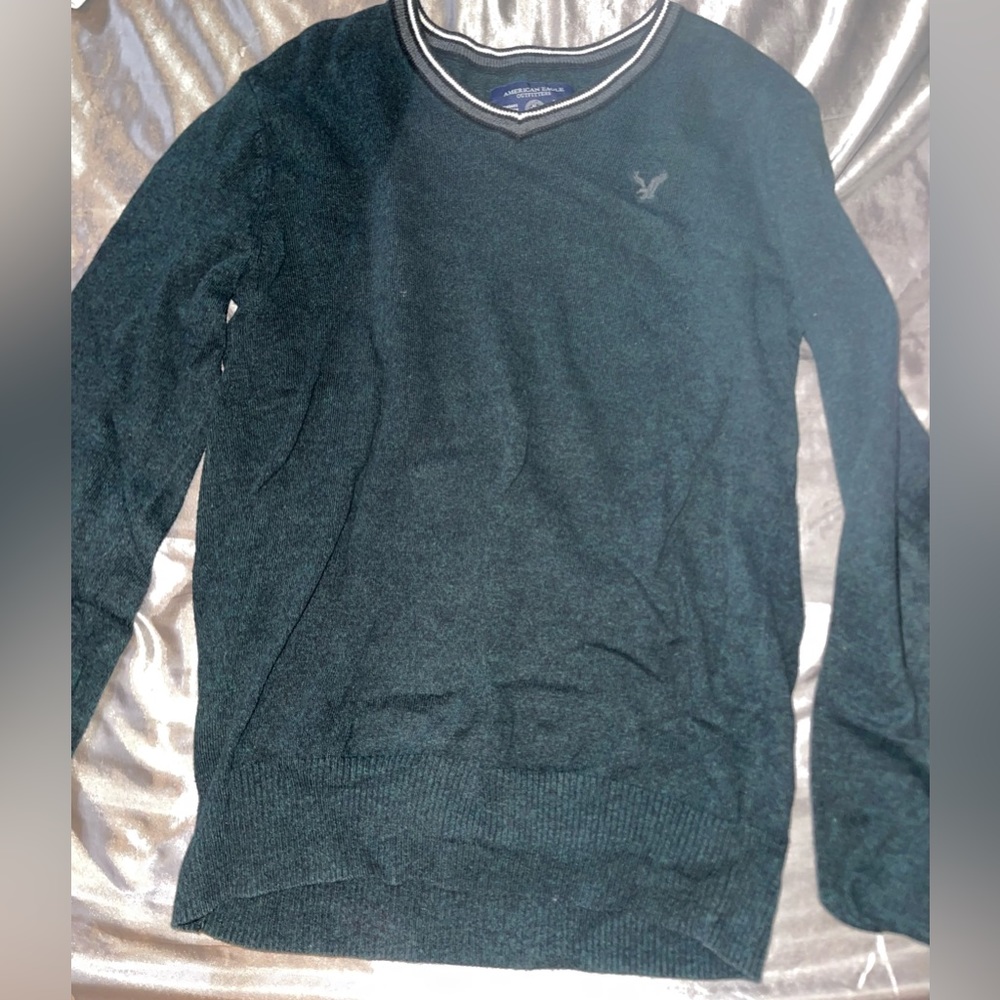 American eagle sweater